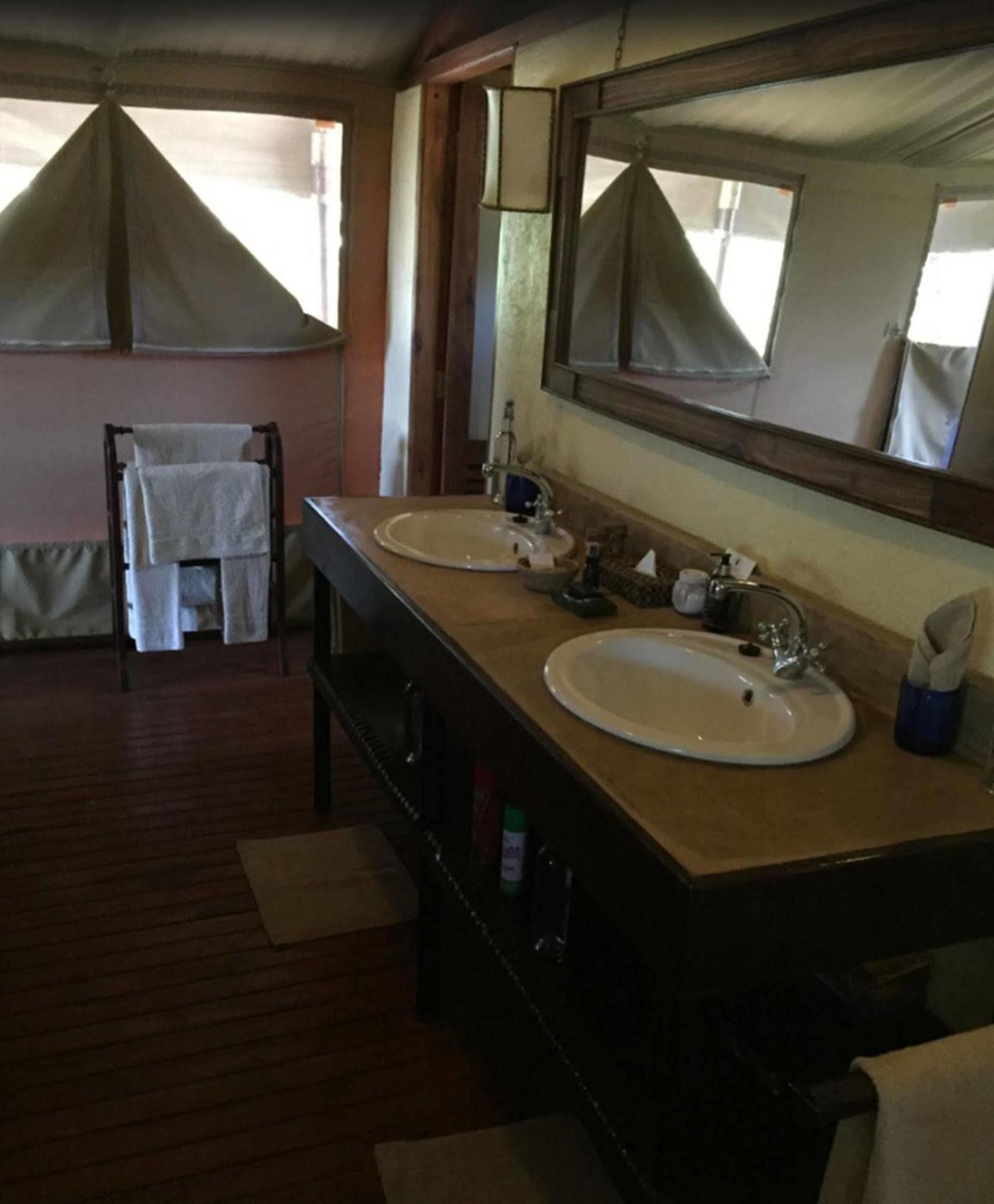 Sanctuary Kusini Hotel Sinoni Екстериор снимка